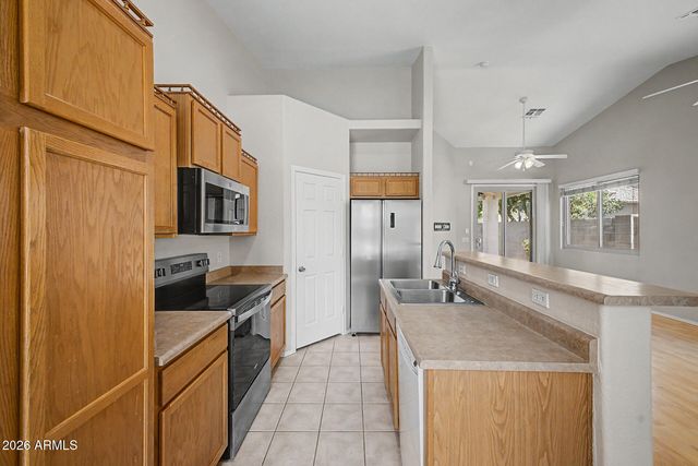 9030 E GLADE Avenue, Mesa, AZ 85209