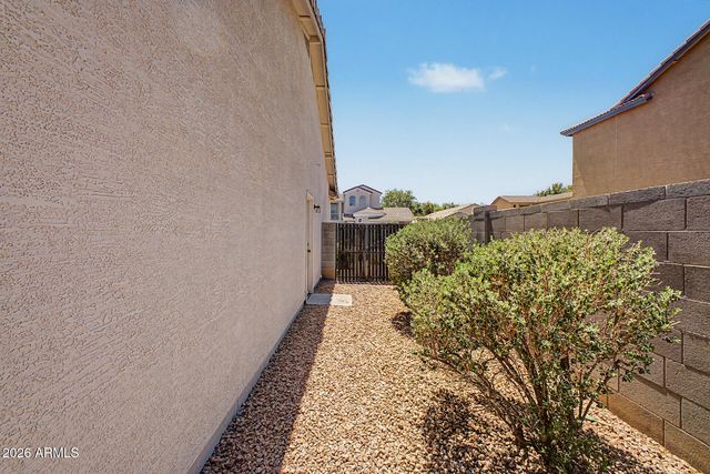 9030 E GLADE Avenue, Mesa, AZ 85209