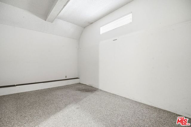 10229 Variel Avenue 12, Chatsworth, CA 91311