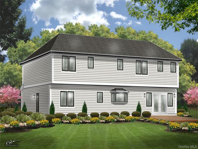 51 Kalda Lane, Plainview, NY 11803