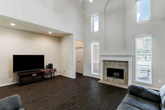 2181 Brittany Colony Drive, League City, TX 77573