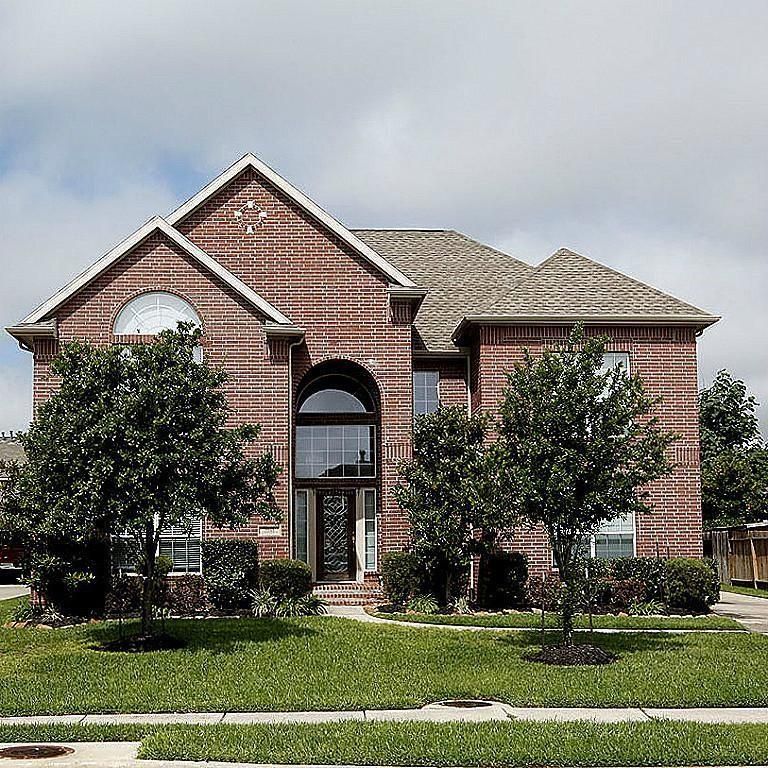 2181 Brittany Colony Drive, League City, TX 77573