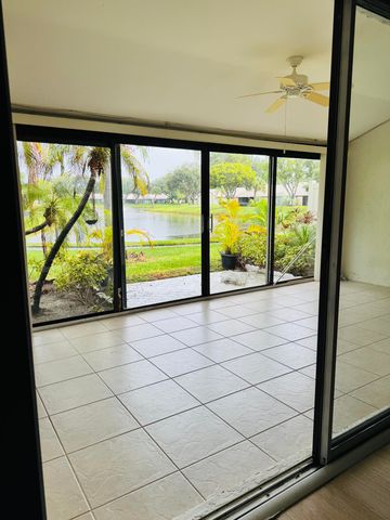 1025 Green Pine Boulevard B, West Palm Beach, FL 33409
