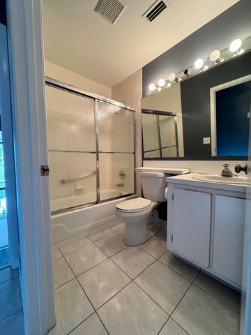 1025 Green Pine Boulevard B, West Palm Beach, FL 33409
