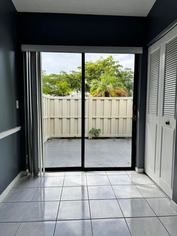 1025 Green Pine Boulevard B, West Palm Beach, FL 33409