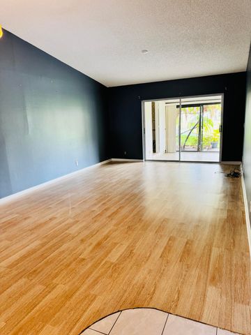 1025 Green Pine Boulevard B, West Palm Beach, FL 33409