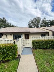1025 Green Pine Boulevard B, West Palm Beach, FL 33409