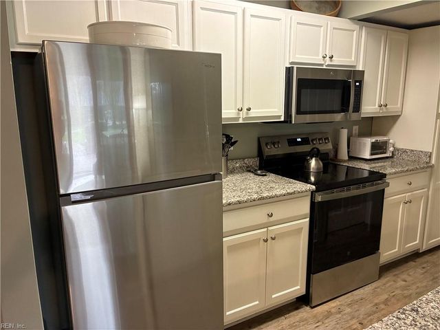 422 Albemarle Blvd Apt 13C, Hertford, NC 27944