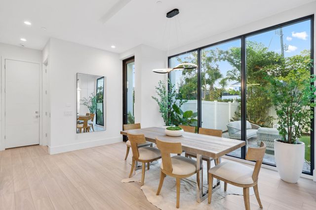 201 SE 4th Avenue, Delray Beach, FL 33483