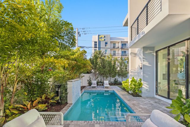 201 SE 4th Avenue, Delray Beach, FL 33483