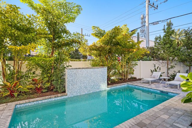 201 SE 4th Avenue, Delray Beach, FL 33483