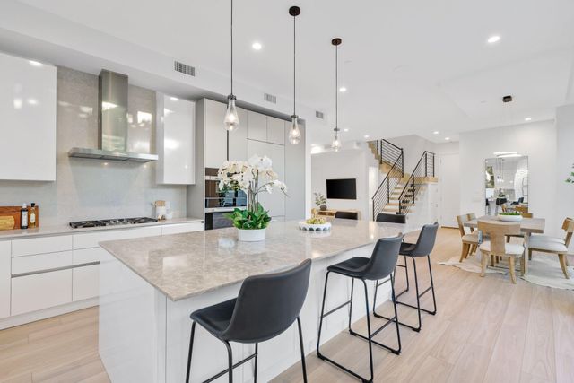 201 SE 4th Avenue, Delray Beach, FL 33483
