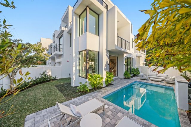 201 SE 4th Avenue, Delray Beach, FL 33483