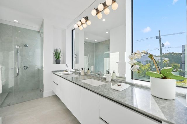 201 SE 4th Avenue, Delray Beach, FL 33483