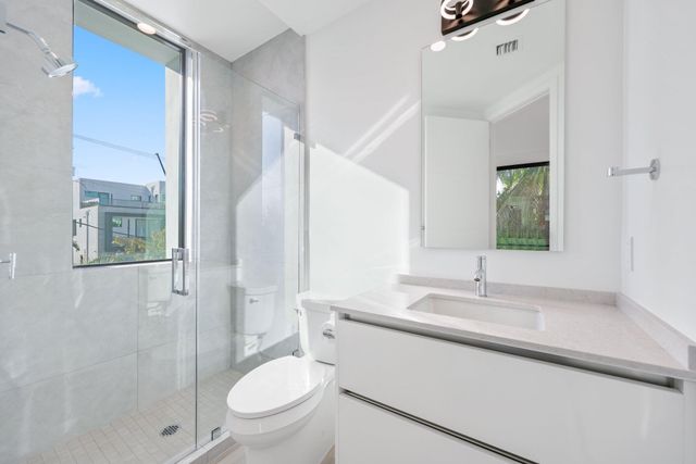 201 SE 4th Avenue, Delray Beach, FL 33483