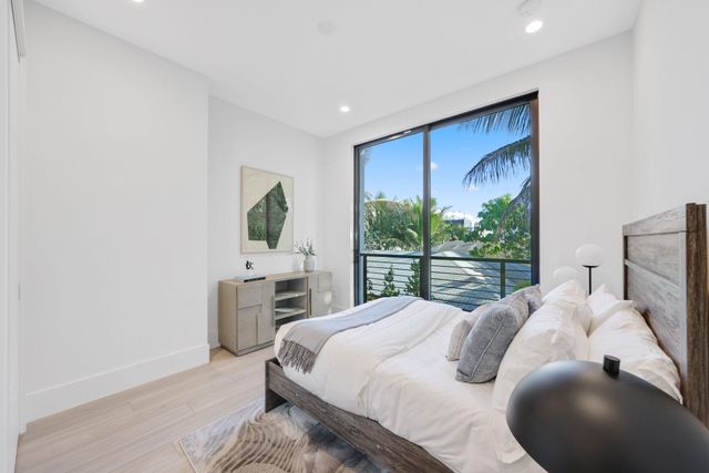 201 SE 4th Avenue, Delray Beach, FL 33483