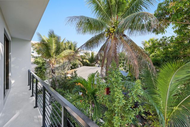 201 SE 4th Avenue, Delray Beach, FL 33483
