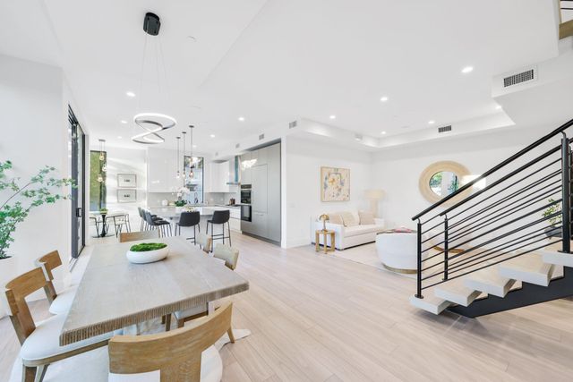 201 SE 4th Avenue, Delray Beach, FL 33483