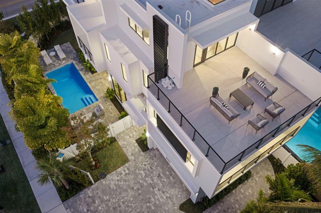 201 SE 4th Avenue, Delray Beach, FL 33483