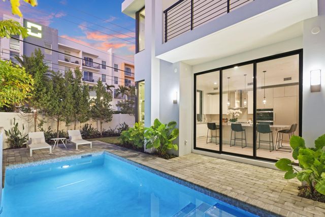 201 SE 4th Avenue, Delray Beach, FL 33483