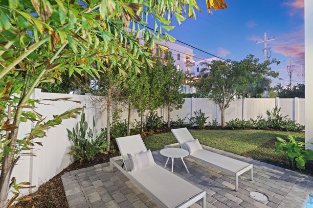 201 SE 4th Avenue, Delray Beach, FL 33483