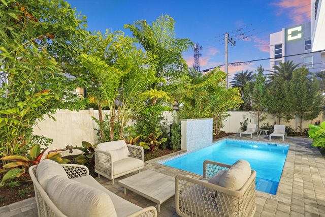 201 SE 4th Avenue, Delray Beach, FL 33483