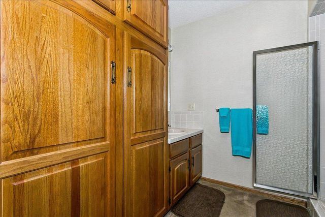 9016 E Boxthorn St, Wichita, KS 67226