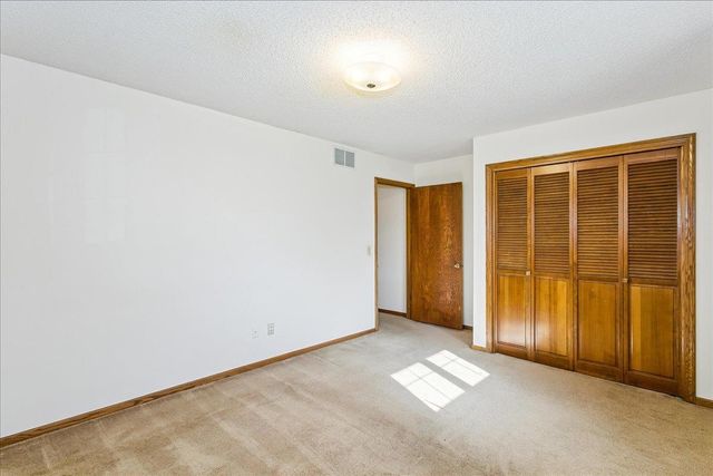 9016 E Boxthorn St, Wichita, KS 67226