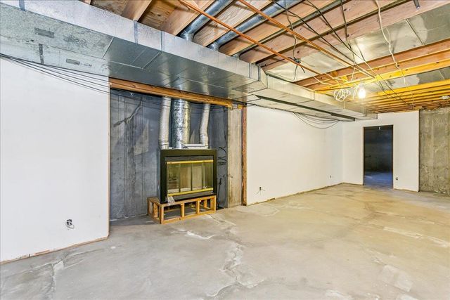 9016 E Boxthorn St, Wichita, KS 67226