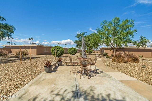 13810 N 111th Avenue, Sun City, AZ 85351