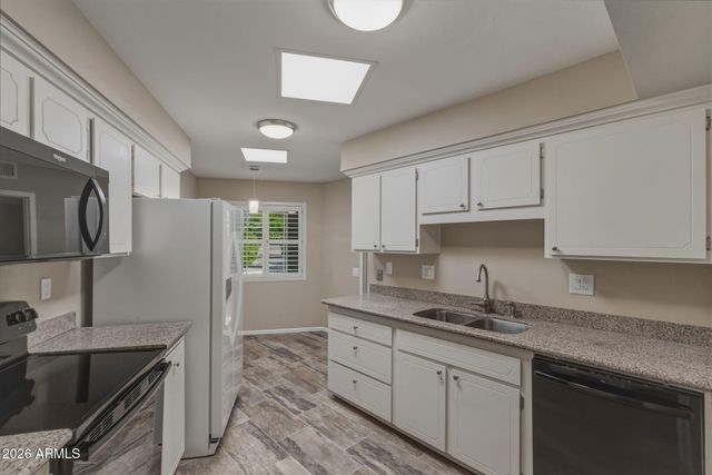 13810 N 111th Avenue, Sun City, AZ 85351