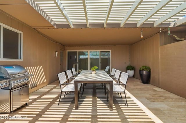 13810 N 111th Avenue, Sun City, AZ 85351