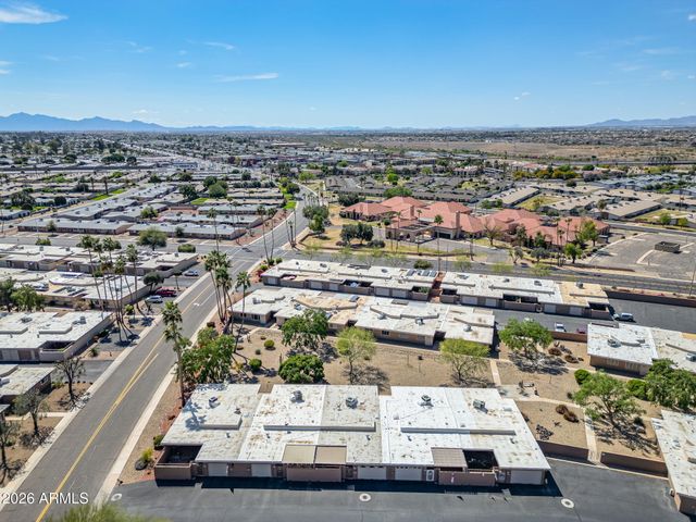 13810 N 111th Avenue, Sun City, AZ 85351