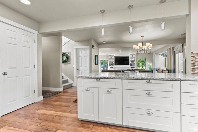 1503 SWEETWATER LN, Farmington, UT 84025