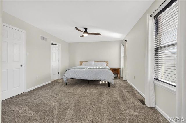 508 Country Chase Drive, Lake St Louis, MO 63367