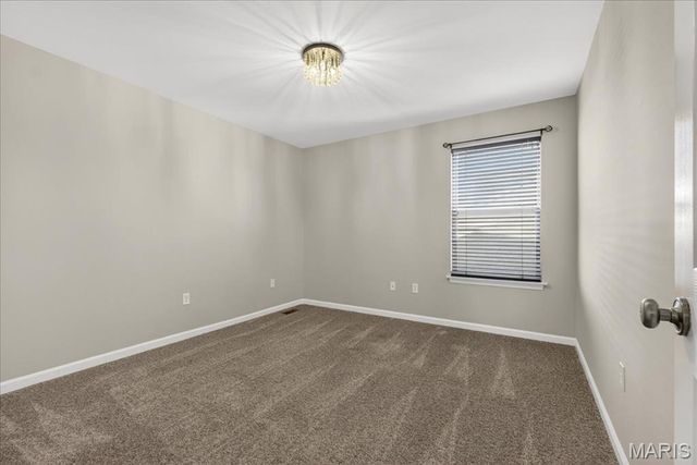 508 Country Chase Drive, Lake St Louis, MO 63367