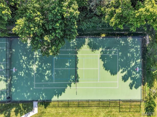 508 Country Chase Drive, Lake St Louis, MO 63367