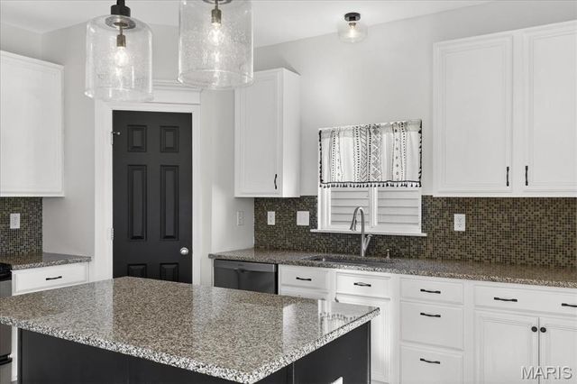 508 Country Chase Drive, Lake St Louis, MO 63367