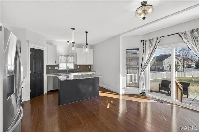 508 Country Chase Drive, Lake St Louis, MO 63367