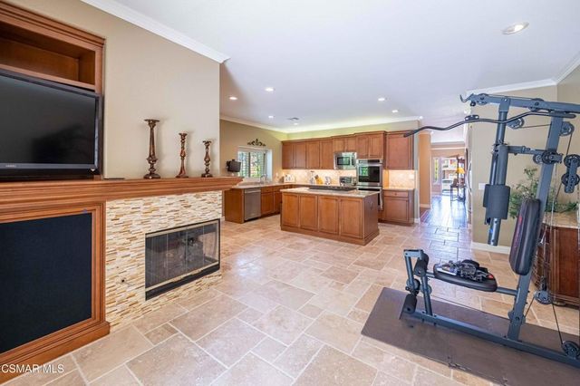 248 Windrose Court, Newbury Park, CA 91320