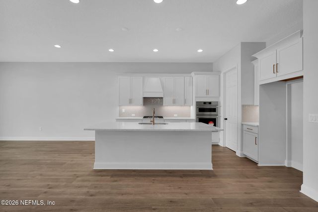 13053 WHISPERING WINDS Drive, Jacksonville, FL 32256