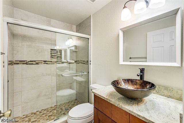 5201 4th ST W, Lehigh Acres, FL 33971