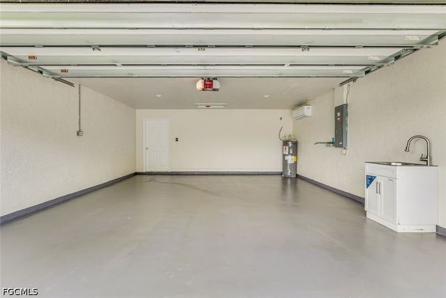 5201 4th ST W, Lehigh Acres, FL 33971