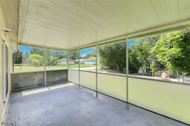 5201 4th ST W, Lehigh Acres, FL 33971