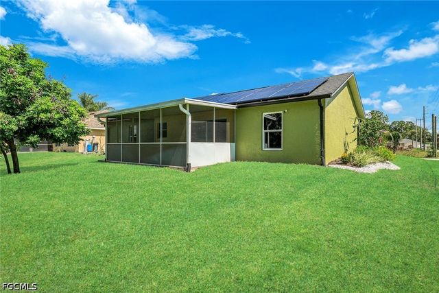 5201 4th ST W, Lehigh Acres, FL 33971