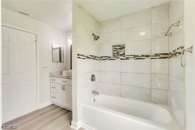 5201 4th ST W, Lehigh Acres, FL 33971