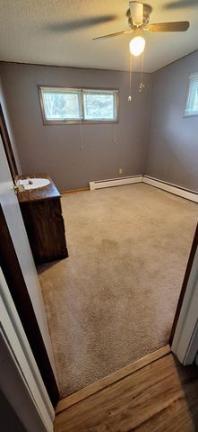 400 York Street, Pine River, MN 56474