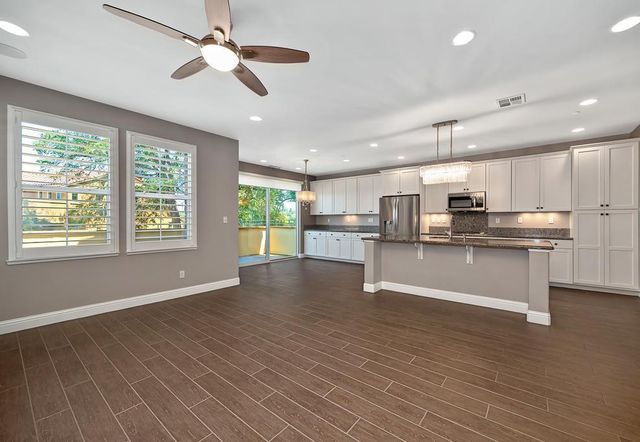 2001 Pasqual Dr, Roseville, CA 95661