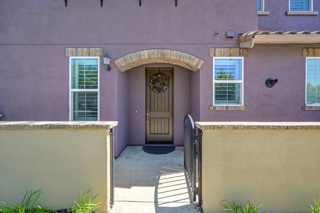 2001 Pasqual Dr, Roseville, CA 95661