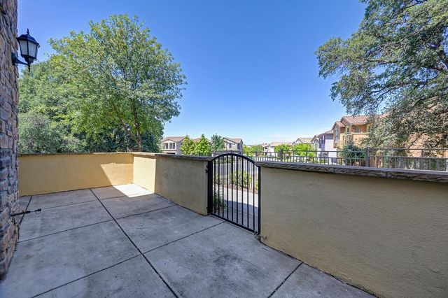 2001 Pasqual Dr, Roseville, CA 95661